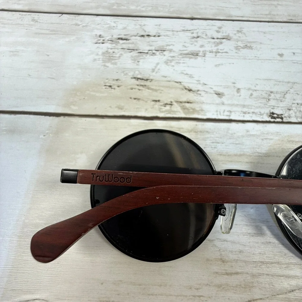 TruWood Round Sunglasses Black Metal Frame Wood Temples Retro Boho Shades
